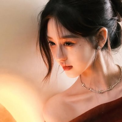 小楼春正浓